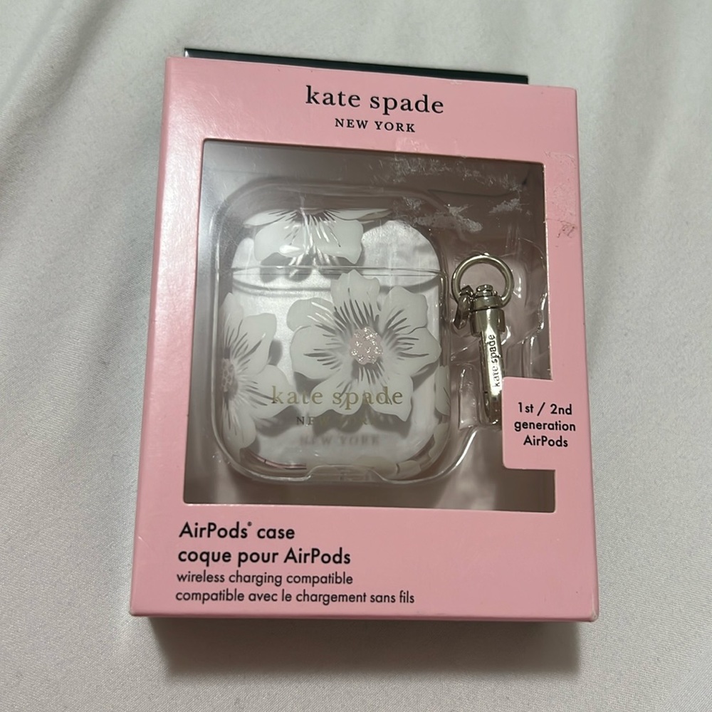 Kate spade 1st/2nd generation AirPod case🌸💗